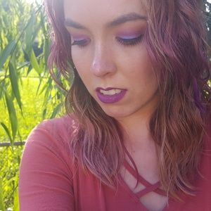 Meet your Posher, Casey